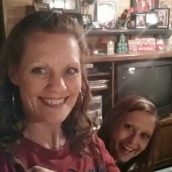 Meet your Posher, Tammy - Picture 1 of 1